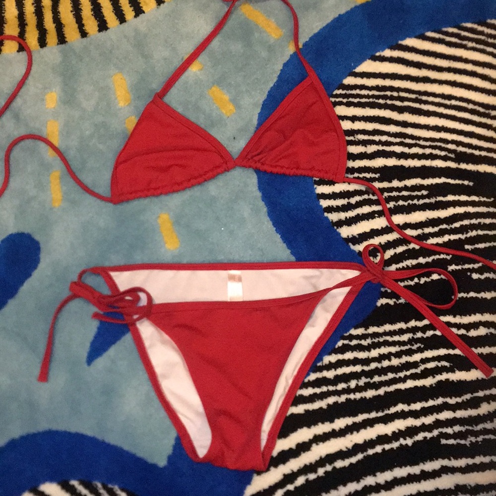 Victoria's Secret Very Sexy String Bikini Set